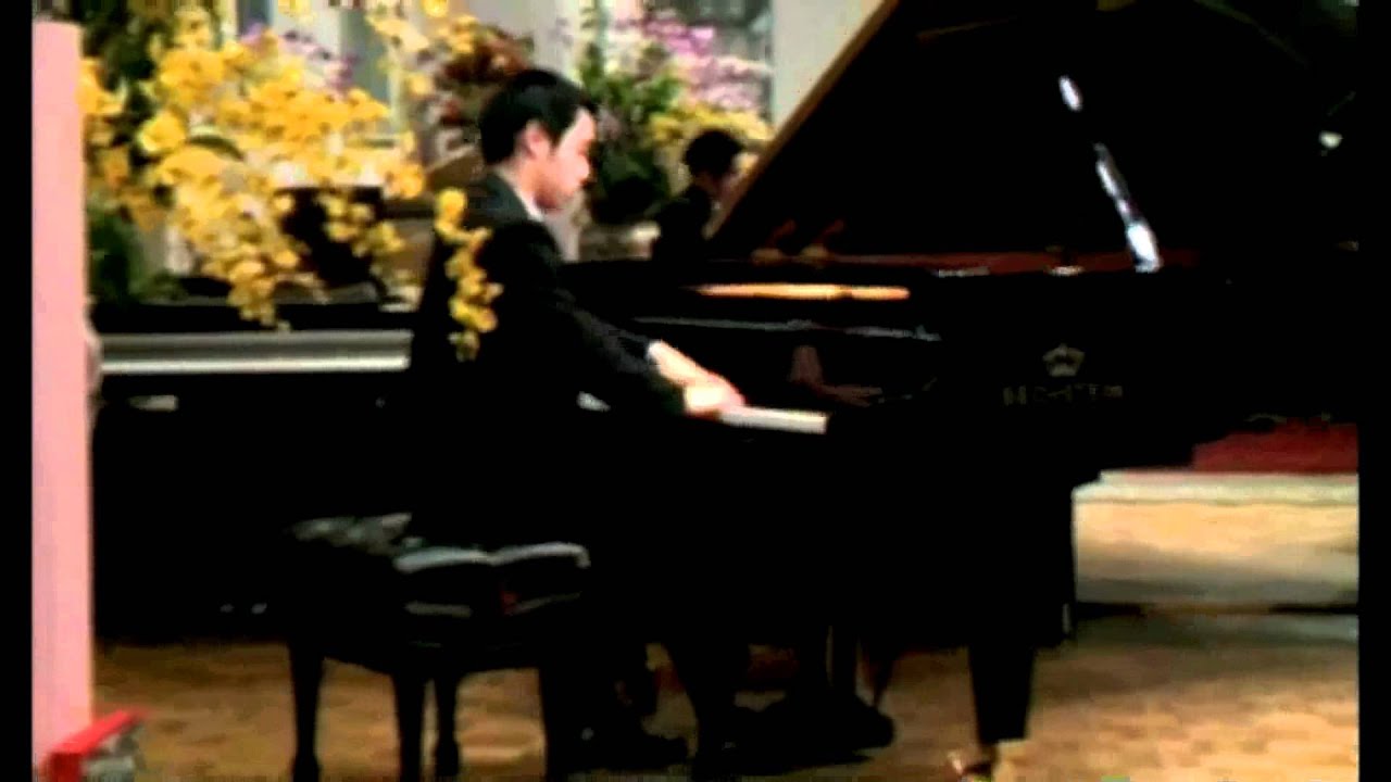Jonathan Yau Arts Supplement Video - Piano