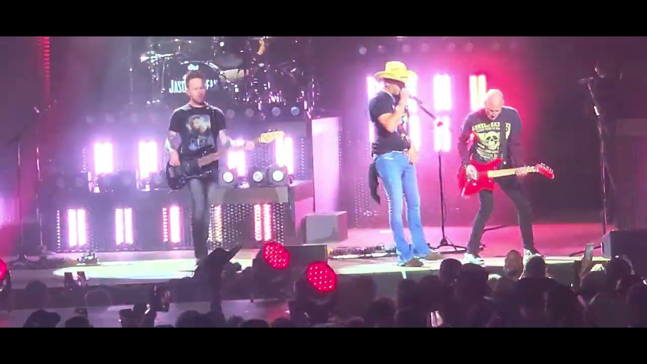 Jason Aldean, Hicktown, White River Amphitheater, Seattle 9-23-23