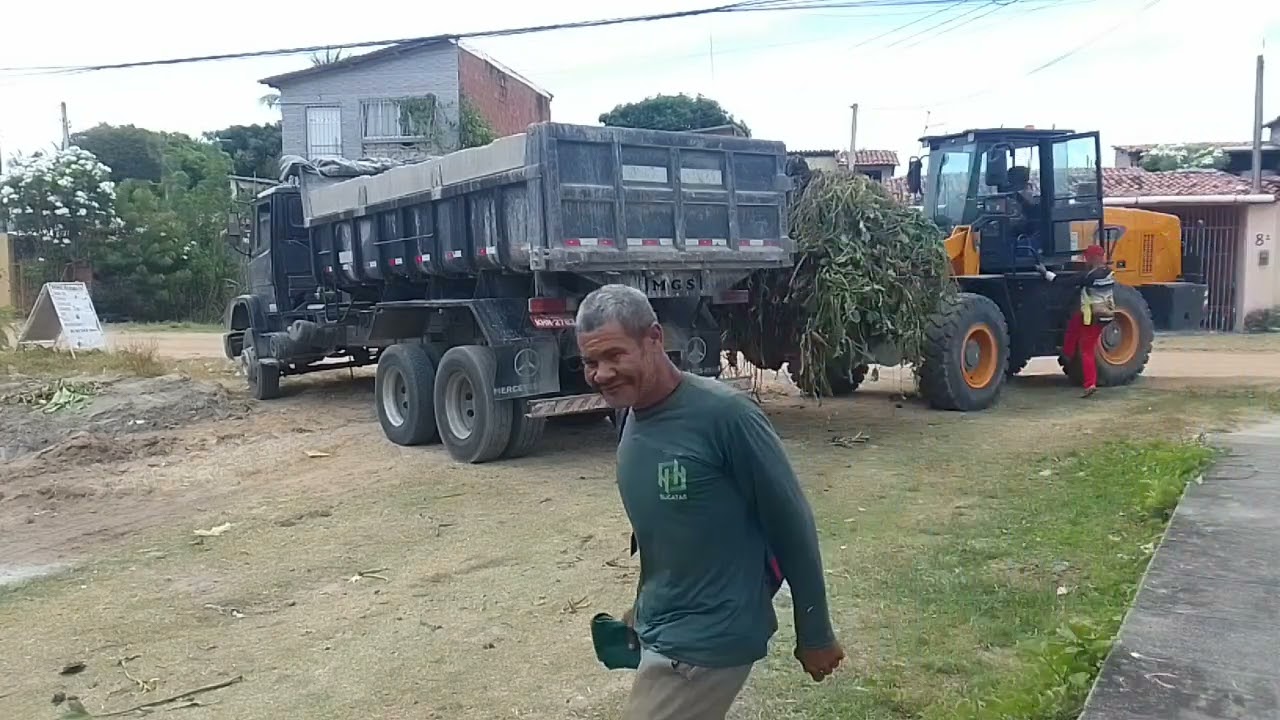 HOJE FOI LIMPEZA DE CANAL...