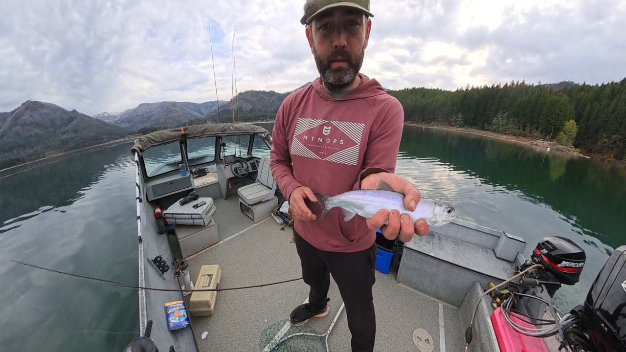 Kokanee Fishing-Detroit Lake Oregon