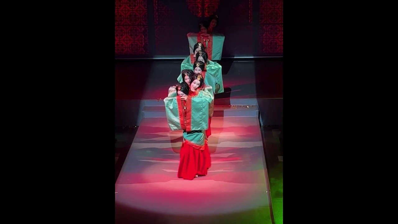 👘Watching Chinese period dramas is not enough, you can even wear Hanfu and become part of the show!