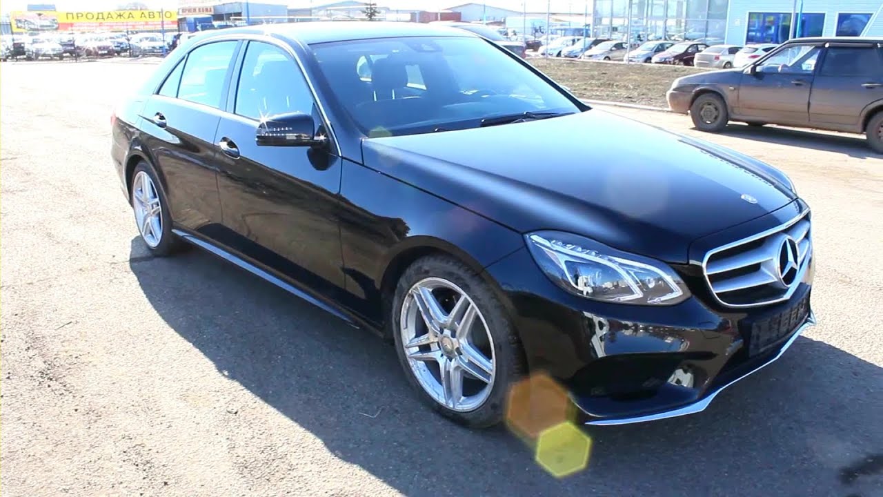 2013 Mercedes-Benz E200 (W212). Start Up, Engine, and In Depth Tour.