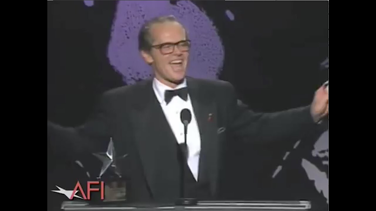 Джек Николсон получает премию AFI за достижения в жизни в 1994 году.