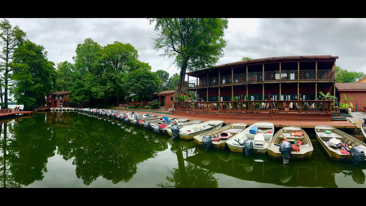 Fish Eat Live joins us to fish with Pro's Billy Blakley & Tony Hughes.