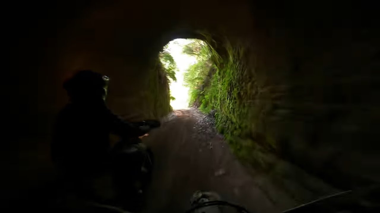 Tunnels Full Lap Trying To keep Up with Rowan