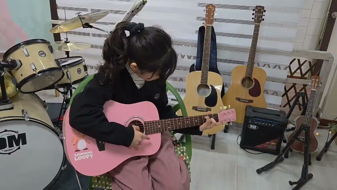 작은별  고다현 기타 시작^^
