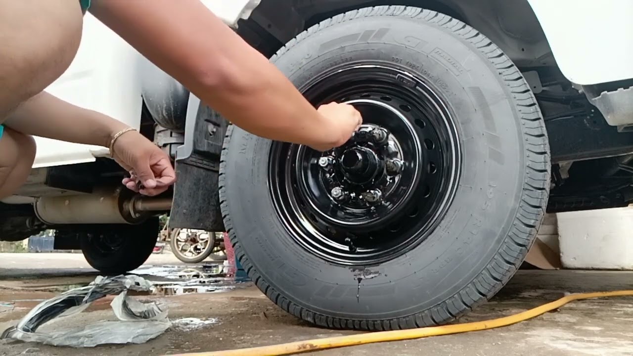 HOW TO INSTALL 14inch hub cap's to isuzu traviz (negosyo, tips and tutorial)