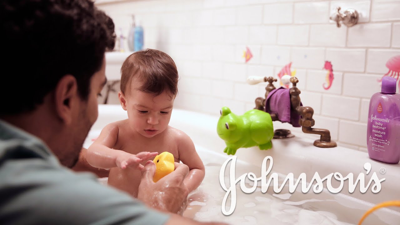 A Warm Bath with Louis and Tilly | JOHNSON&rsquo;S&reg;