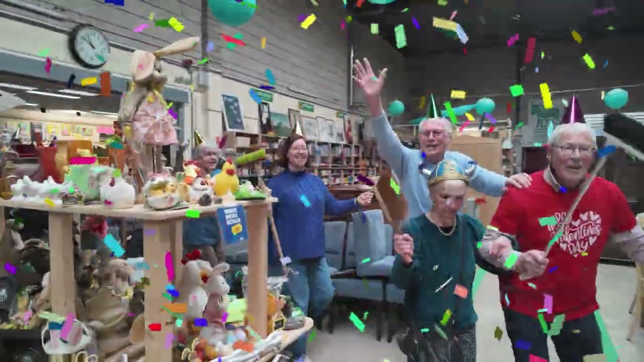 Alleen zaterdag 14 feb tussen 10 en 14 uur! Alles voor de helft vd prijs! Het is Carnavalsvalentijn!