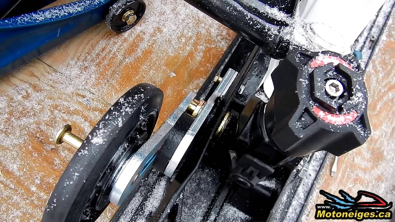 Installation de l'ensemble Rollerski B 2006 de Qualipièces sur les Ski Pilot TS de Ski-Doo