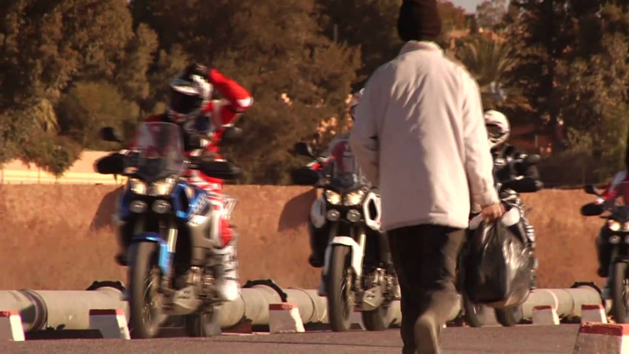 Yamaha XT1200 Super Ténéré 1200 m.y. 2011 press test Maroc.mov