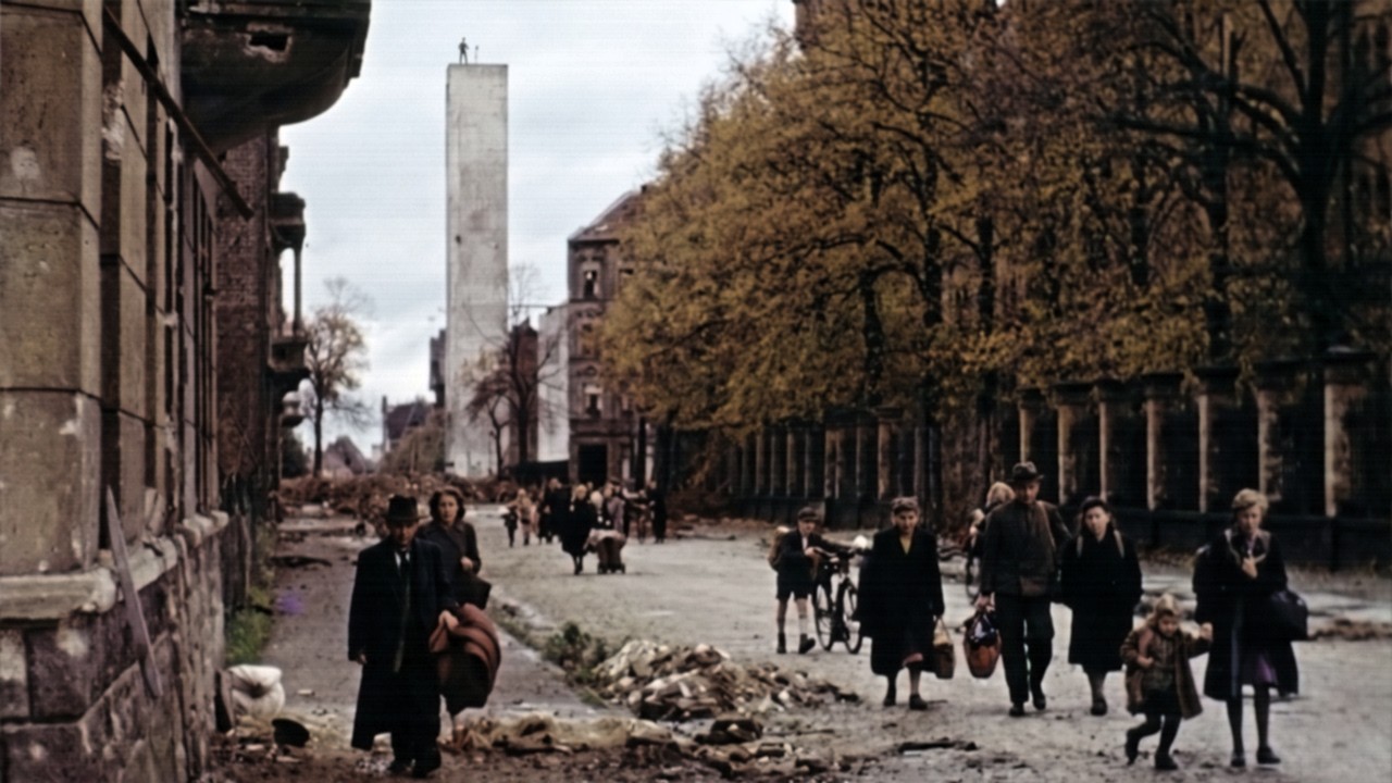 Im&aacute;genes en color: Sea testigo de los &uacute;ltimos d&iacute;as de la Alemania nazi 