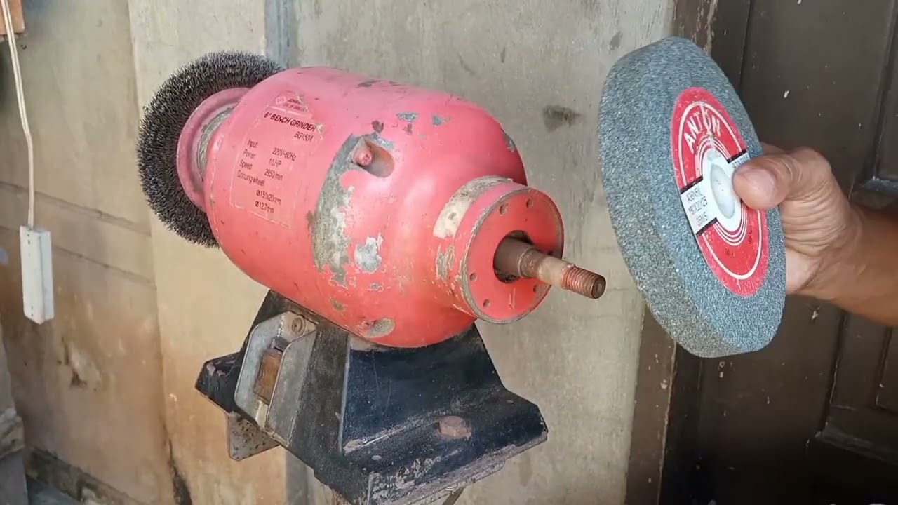 Bench Grinder - Difference of Left Side & Right Side Spindle tightening & Loosening