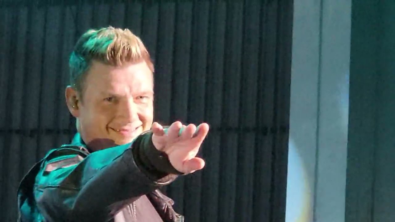 Backstreet Boys - Show Me the Meaning of Being Lonely - Live PNC Bank