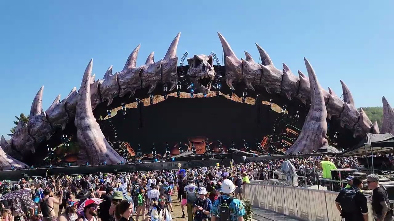 Lost Lands 2025 Friday | Hamro, Bommer, OkayJake, VKTM, Decimate, Pyke & More!