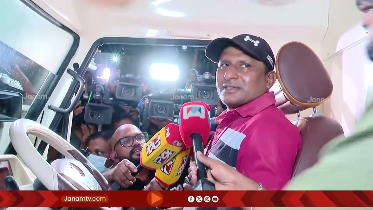 സിനിമയിൽ ആംബുലൻസ് ഓടിച്ച് ഞെട്ടിപ്പിച്ചത് ശ്രീനിവാസൻ; റിയൽ ലൈഫിൽ മലയാളികളെ കോരിത്തരിപ്പിച്ച് ജയനീഷ്