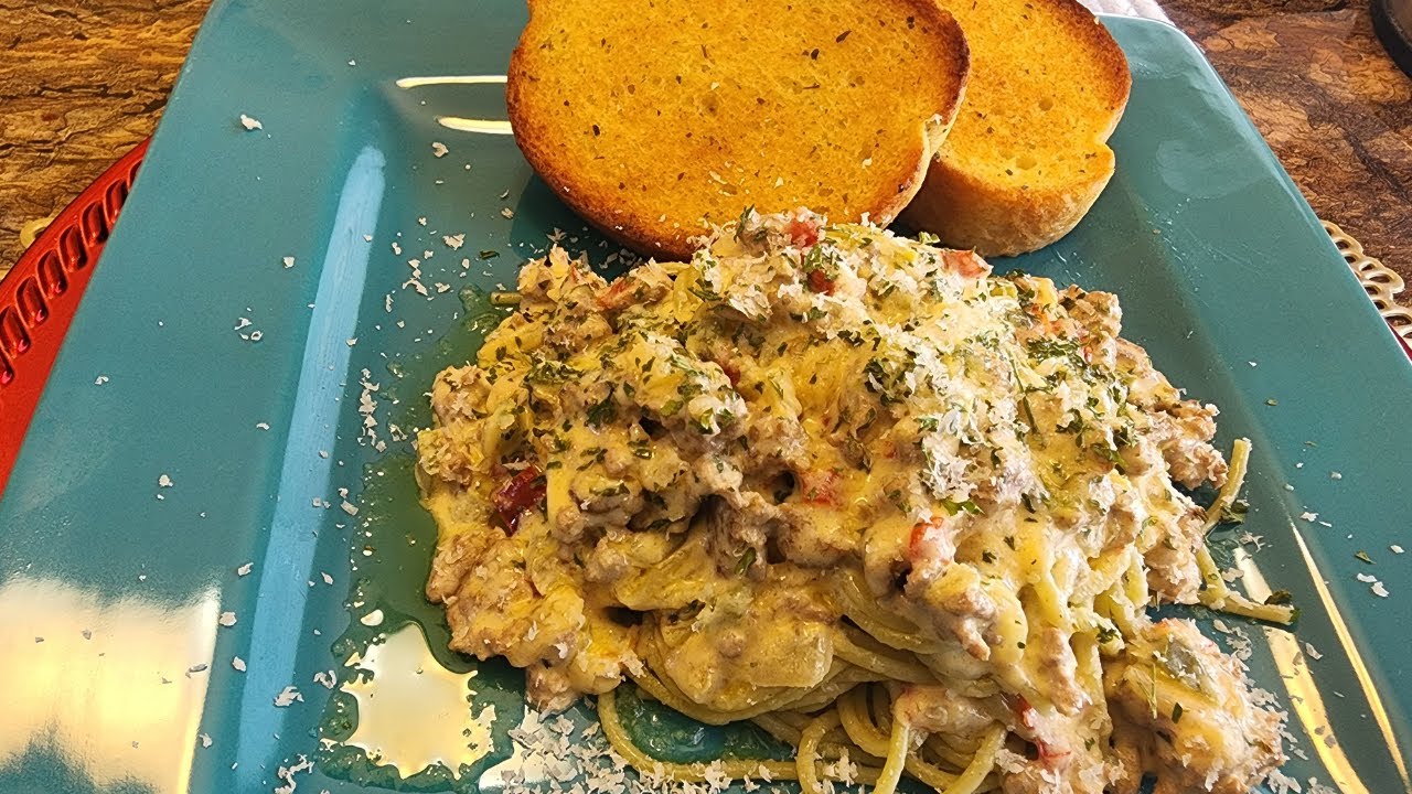 How to make DELICIOUS Ground Turkey Alfredo-Cooking with Love with Mary 