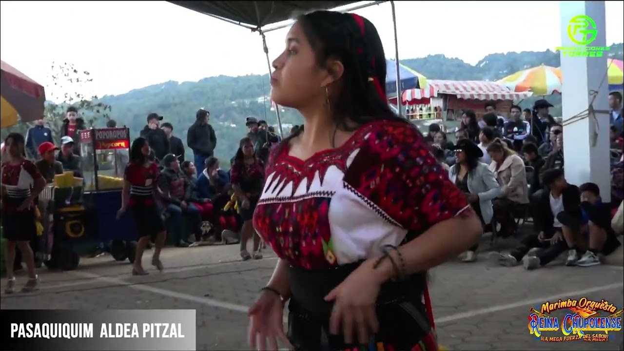 MARIMBA ORQUESTA REINA CHUPOLENSE