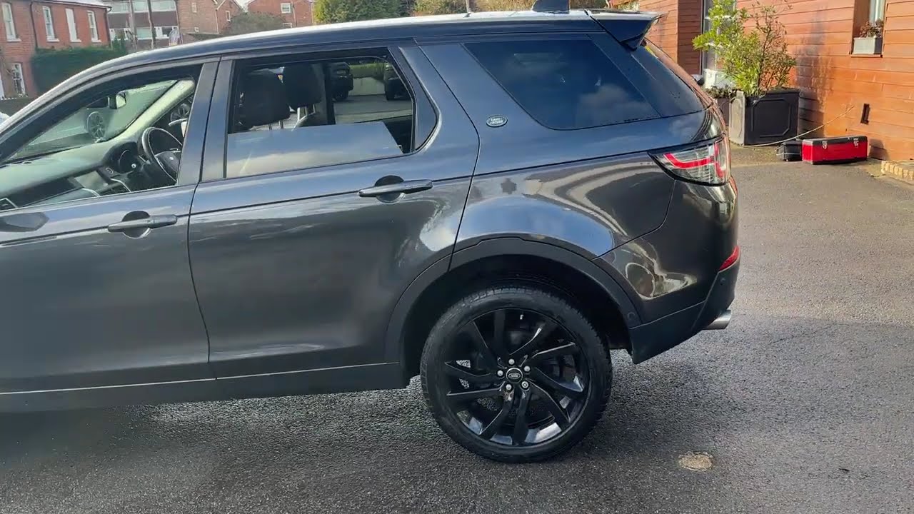 Discovery Sport OW17VRF PGI Garage 