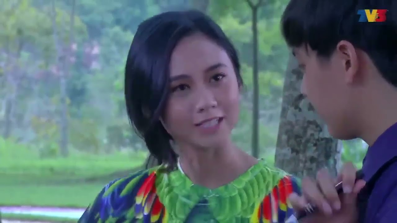 [CLIP] Tuan Danial : Ep 2 - Alamak Ada Orang Kenal Is Pulak! | Tonton