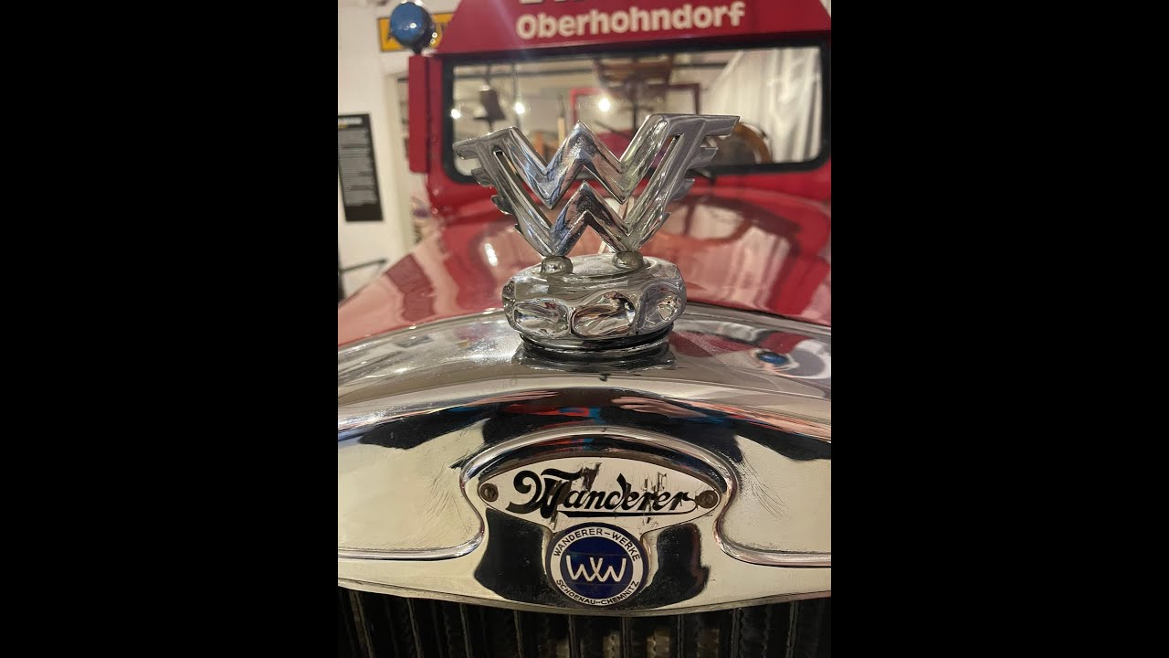 MUSEUM FÜR SÄCHSISCHE FAHRZEUGE CHEMNITZ: in der ältesten Hochgarage -Besuch Fahrzeugmuseum 5.3.2024