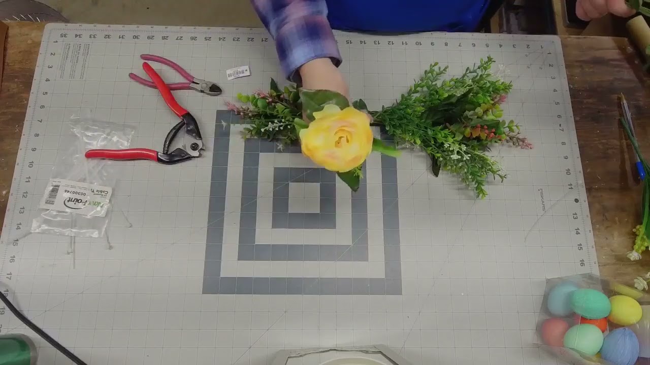 How to Make a Spring Floral Lantern Swag Tutorial