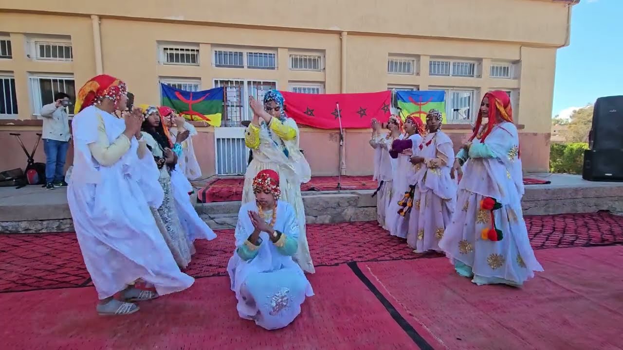   الاحتفال بالسنة الأمازيغية الجديدة 2976 الذي نظمته ثانوية محمد الخامس كولميمة 