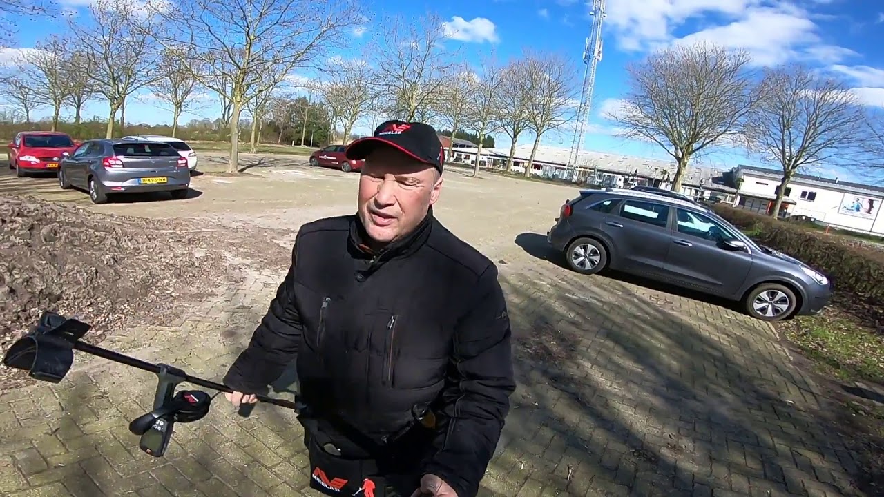 Grote gouden euromunten met een knipoog