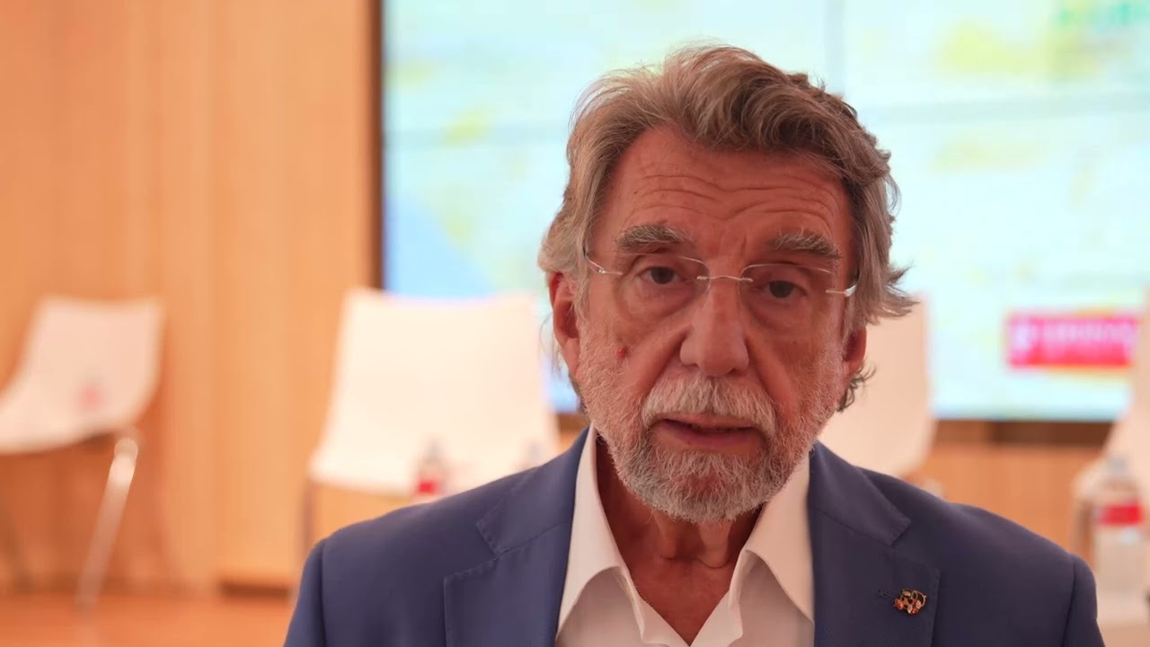 EL doctor Antonio Escribano Zafra habla de la relación entre alimentación, salud y sector agro