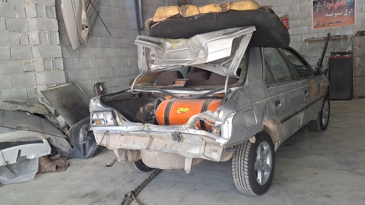 Peugeot 405 restoration project, heavy collision with guard rail,2025
