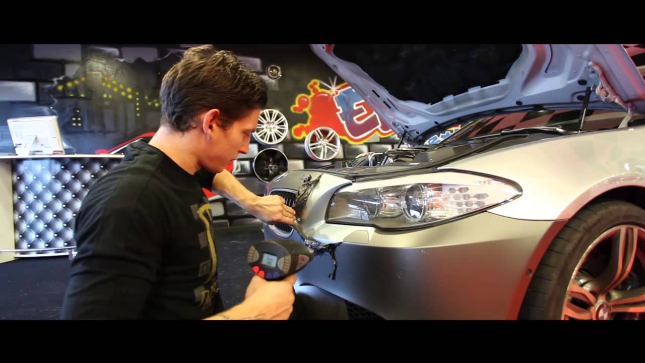 d&eacute;pose d'un total covering gris mat sur une bmw m5 r&eacute;alis&eacute; par &eacute;l&egrave;gance vitre teint&eacute;e