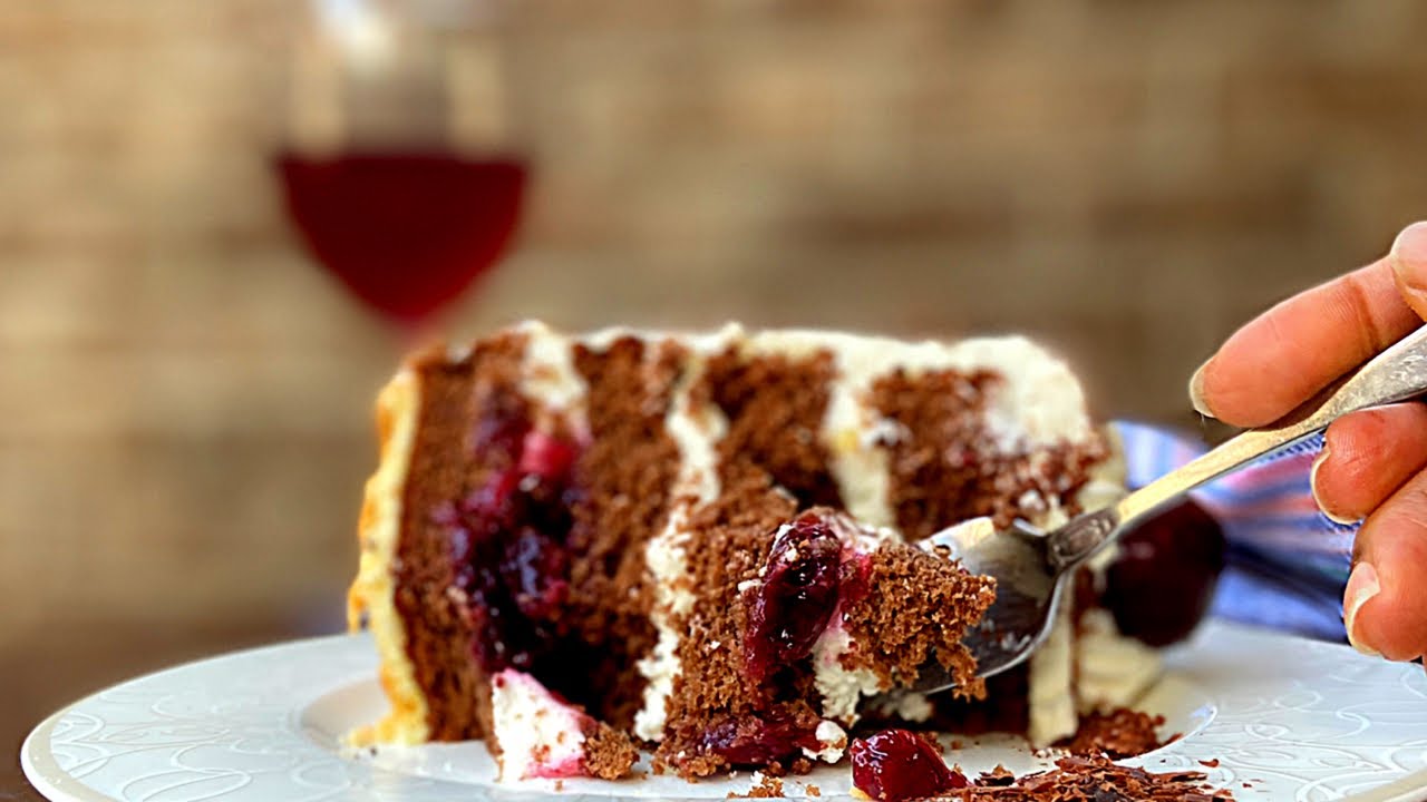 HOW TO MAKE BLACK FOREST CAKE FROM SCRATCH | HOMEMADE CHOCOLATE CHERRY SPONGE CAKE