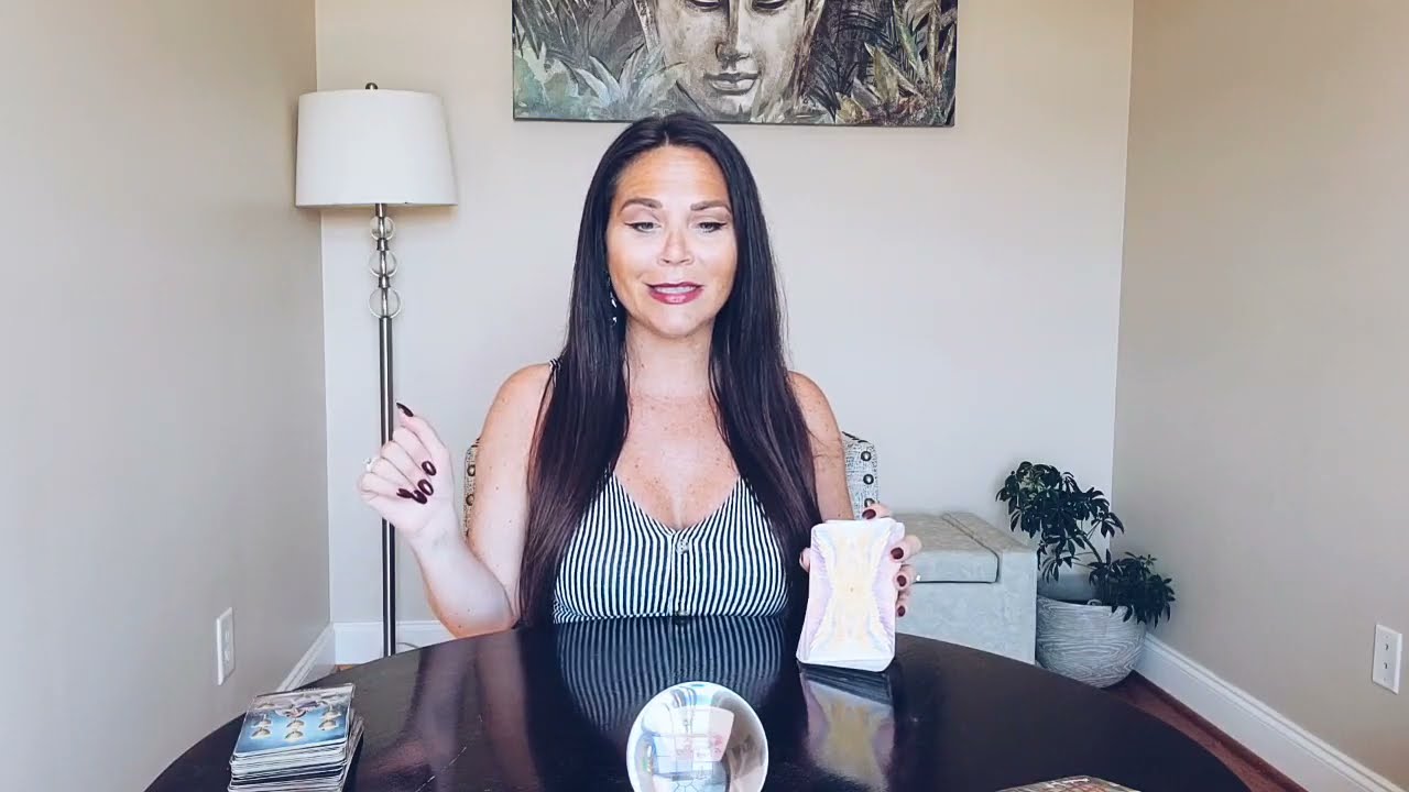LEO, THEY WANT YOU BACK! LIKE, A LOT. ❤ YOU VS THEM LOVE TAROT READING.