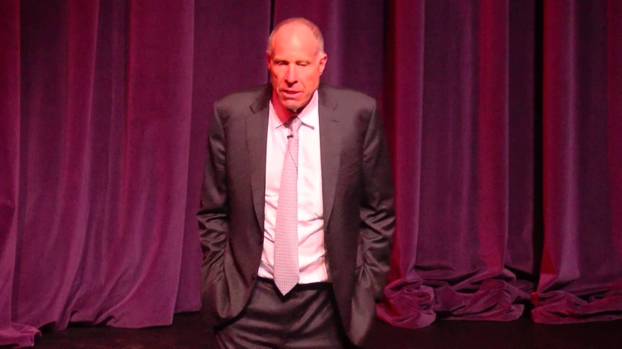 Kinkos Founder Paul Orfalea speaks at College of the Canyons