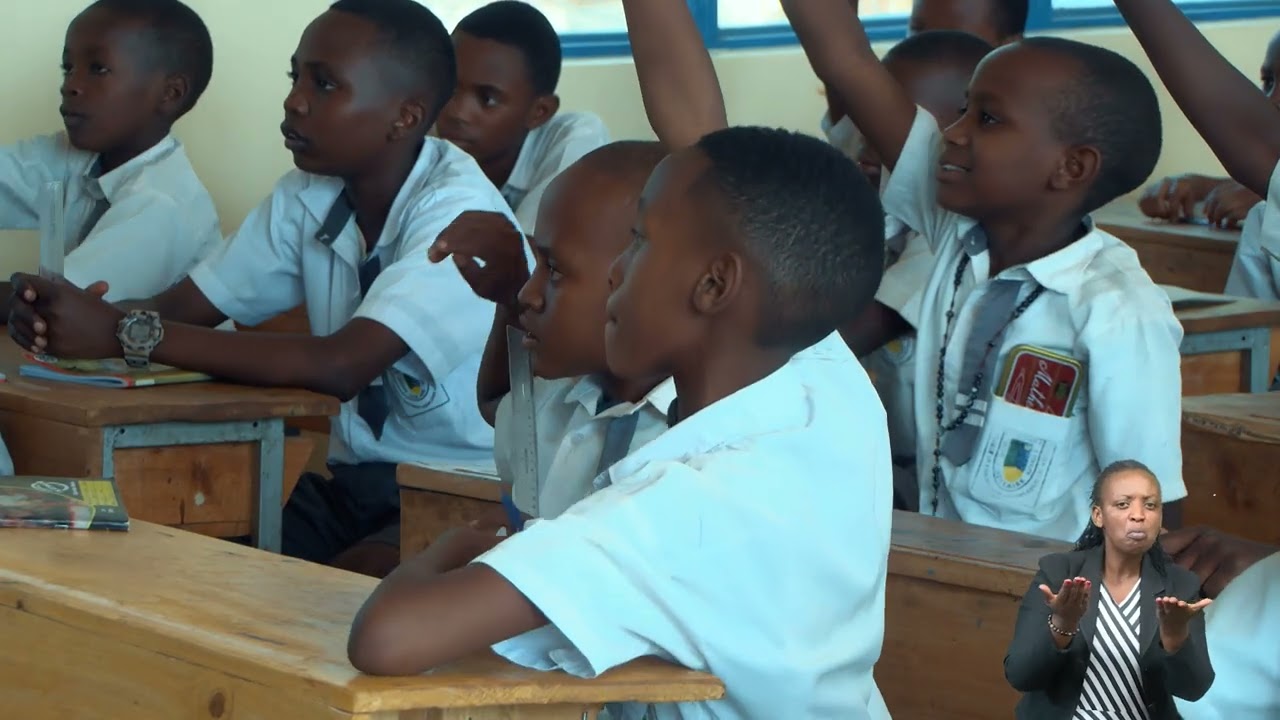 REB UDL P3 MATH NUMBER OF INTERVALS BETWEEN OBJECT ON AN OPEN CHARLES