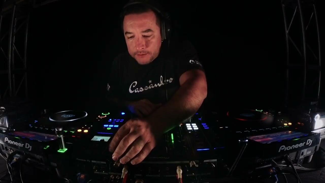 Noche Hipnótica DJ Alonso Loredo | Techno Session