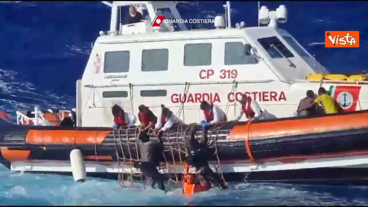 La Guardia Costiera salva 57 migranti a Lampedusa