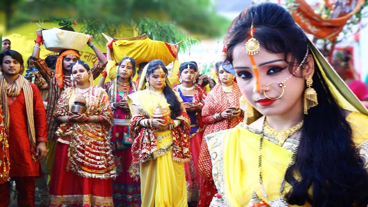 दउरा घाटे पहुचाए - Daura Ghate Pahuchaye -  Amrita Dixit - Bhojpuri Geet 2025 - Bhojpuri Chhath Song