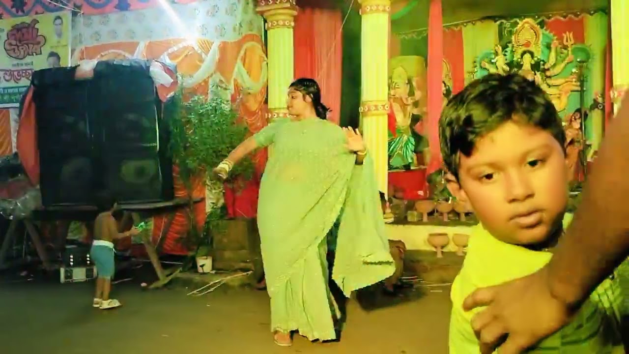 Tu Laung Main Elaachi by tulshi kumer.dance: sriti sarker