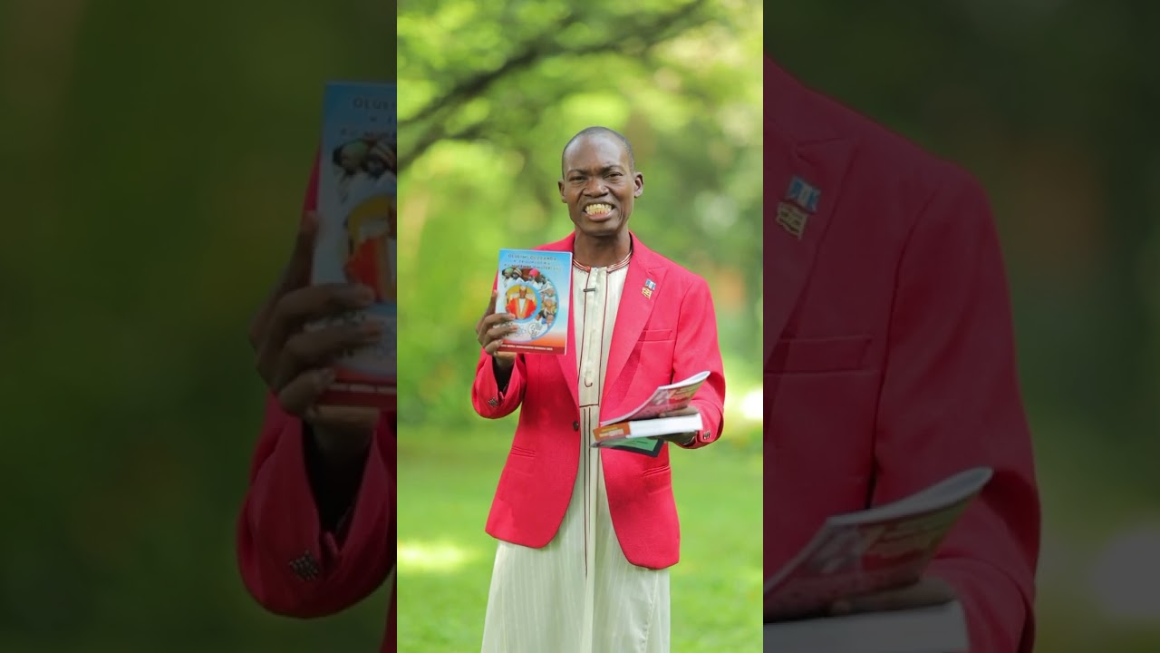 •EKITABO EKIRALA KIIKINO!#Munnabusiro Afulumizza ekitabo ekirala kiikino.Omusajja asomesezza Ggwanga