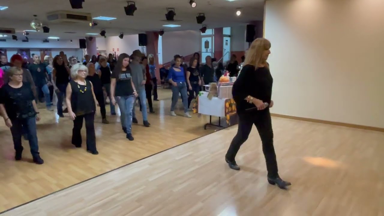 202211 My Wrong Night   Bailando en el Eulalienc