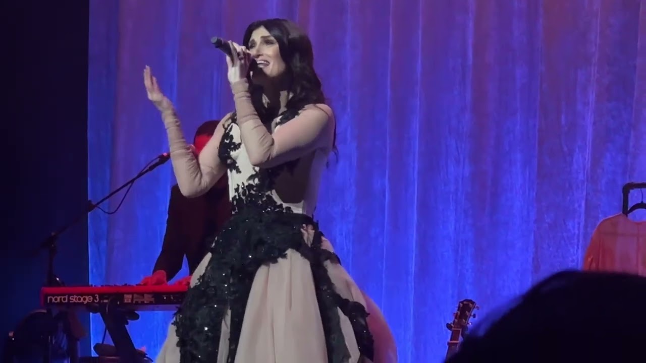 Idina Menzel - Live In New York - Great Escape