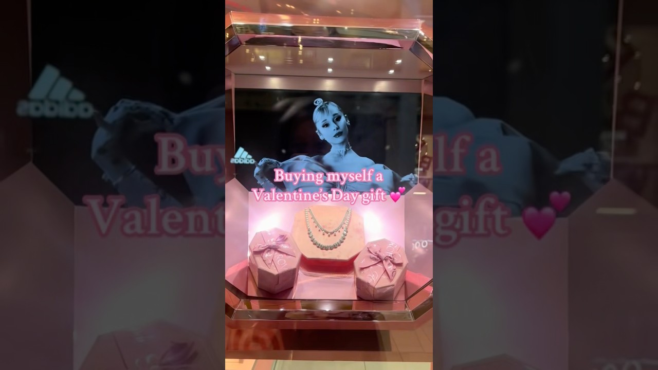 The Swarovski X Ariana Grande collection is too precious 💎 #swarovski #necklaces  #jewelry