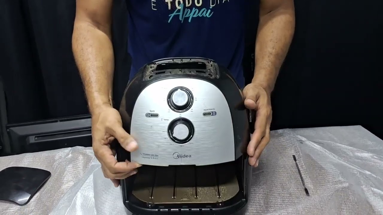 Air Fryer Midea 5,5 litros Não liga