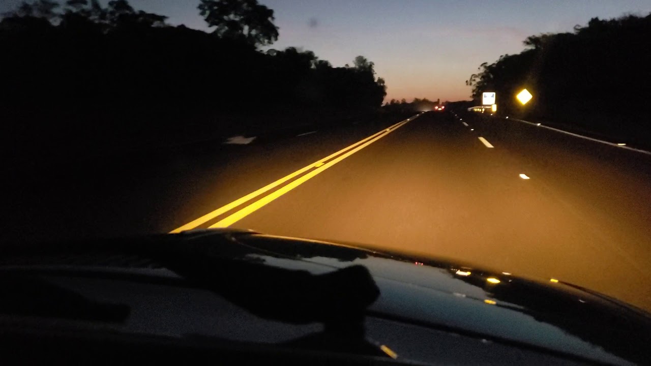 Rolê noturno de Fusca 1600 - É tão diferente do 1300?