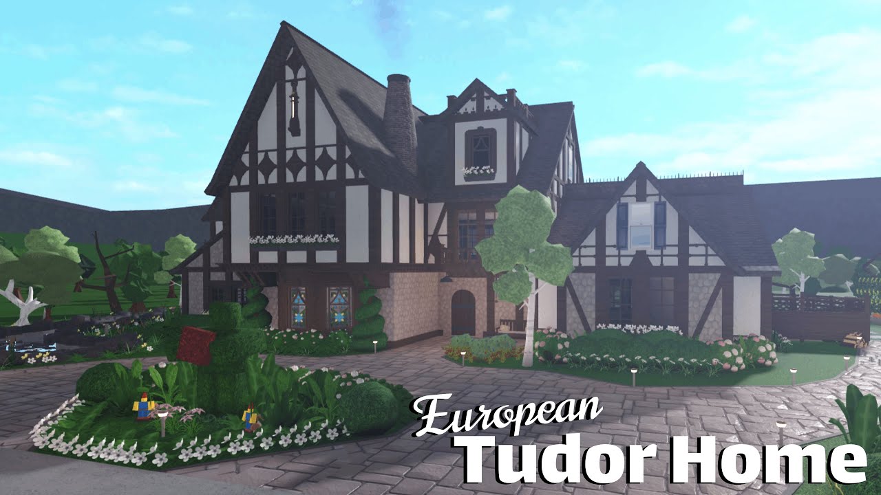 Building a EUROPEAN TUDOR HOUSE in Bloxburg! | Pt 1 | Roblox Bloxburg Speedbuild