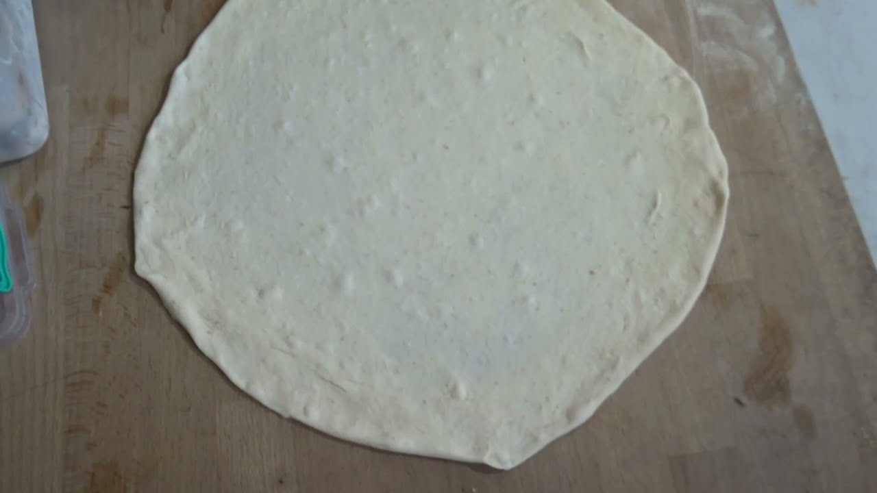 How to Stretching  your Pizza for Beginners (Massimo Nocerino)