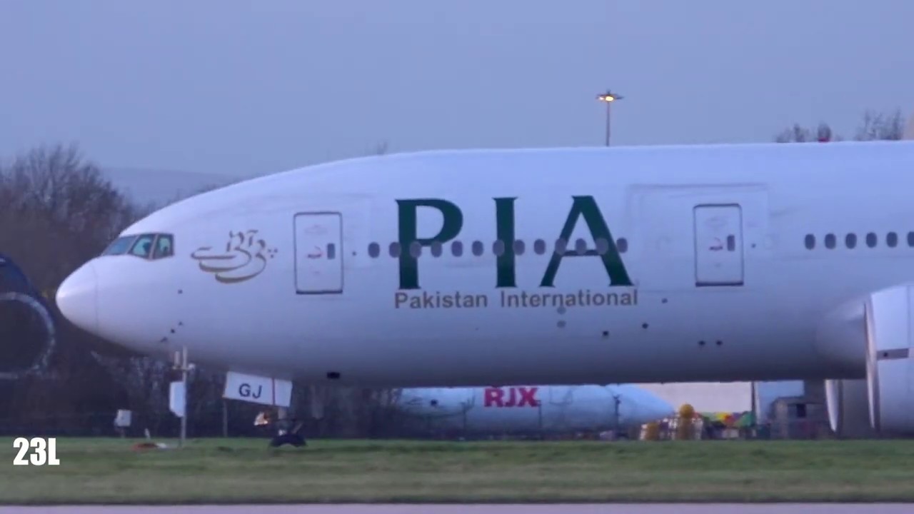 Excellent Landing In Manchester MAN Of PIA Airlines 777-240 ER AP-BGJ From Lahore LHE On 12/02/2020.