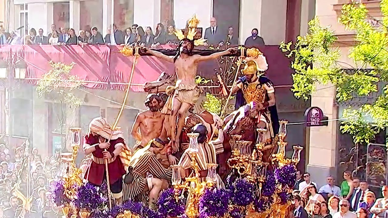 Cristo de la Exaltación en Campana Sevilla 2022 - Paso y Esperanza Málaga - Jueves Santo