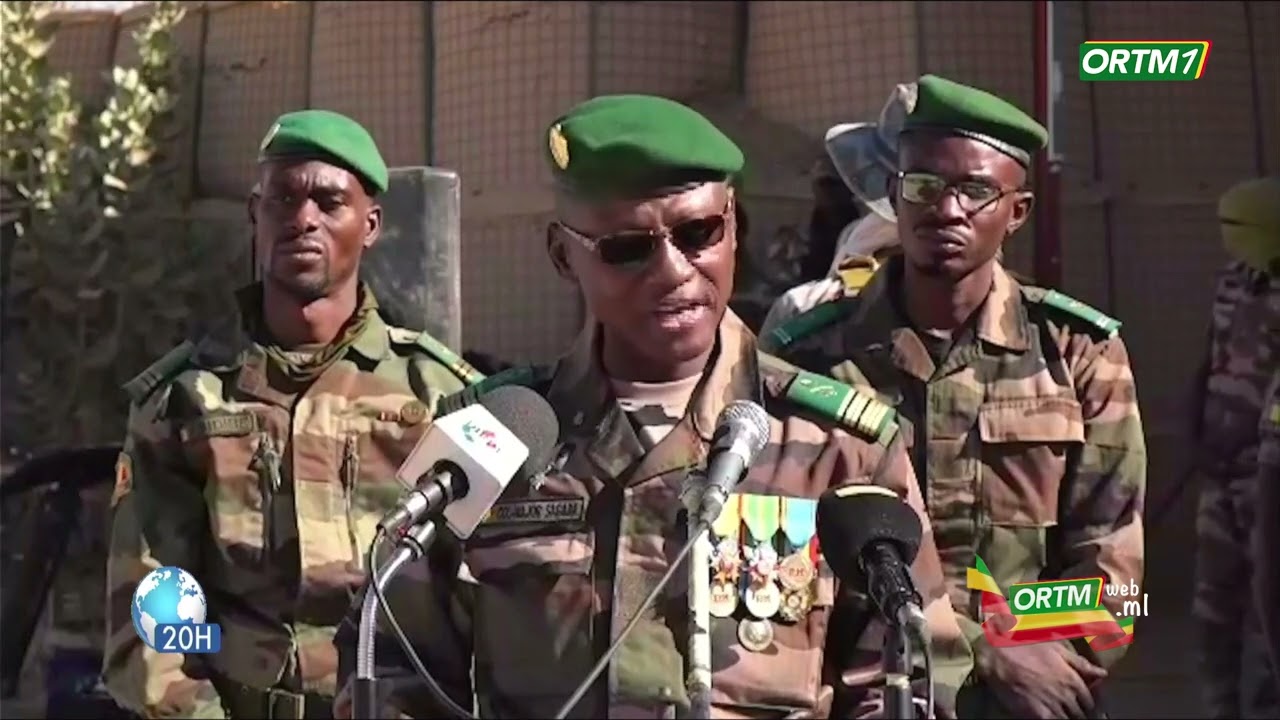 Kidal | Réhabilitation des tombes des militaires tombés en défendant la patrie le 21 mai 2014